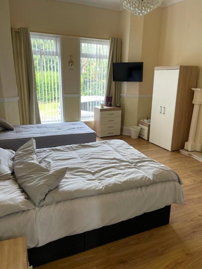 Park View Hotel And Guest House St Helens  Экстерьер фото