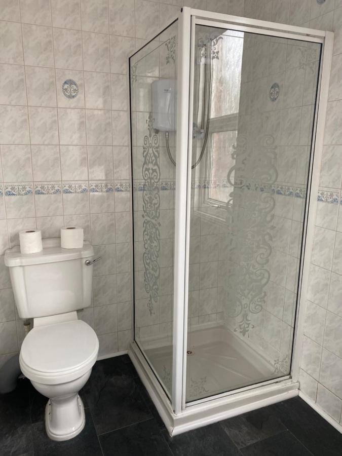 Park View Hotel And Guest House St Helens  Экстерьер фото