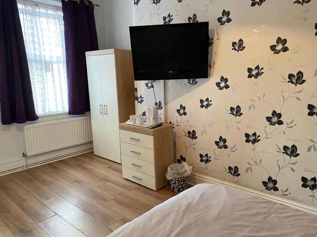 Park View Hotel And Guest House St Helens  Экстерьер фото