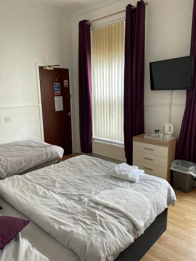 Park View Hotel And Guest House St Helens  Экстерьер фото