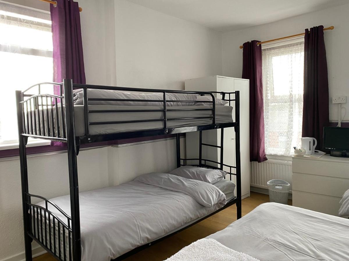 Park View Hotel And Guest House St Helens  Экстерьер фото