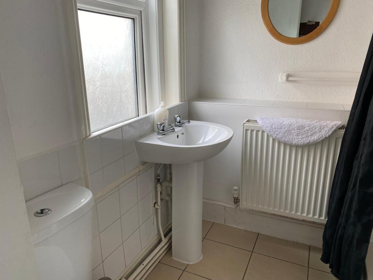 Park View Hotel And Guest House St Helens  Экстерьер фото