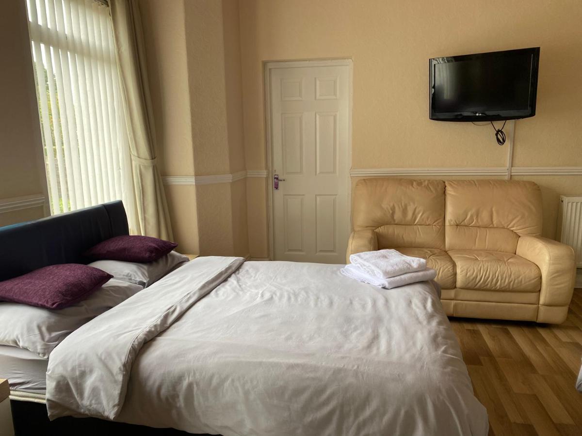 Park View Hotel And Guest House St Helens  Экстерьер фото